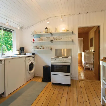 Two-bedroom With A Fireplace 05 Гиллеляйе